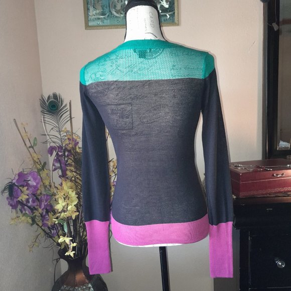 I Heart <3 Ronson Colorblock Mesh Knit Light Sweater - Picture 7 of 11